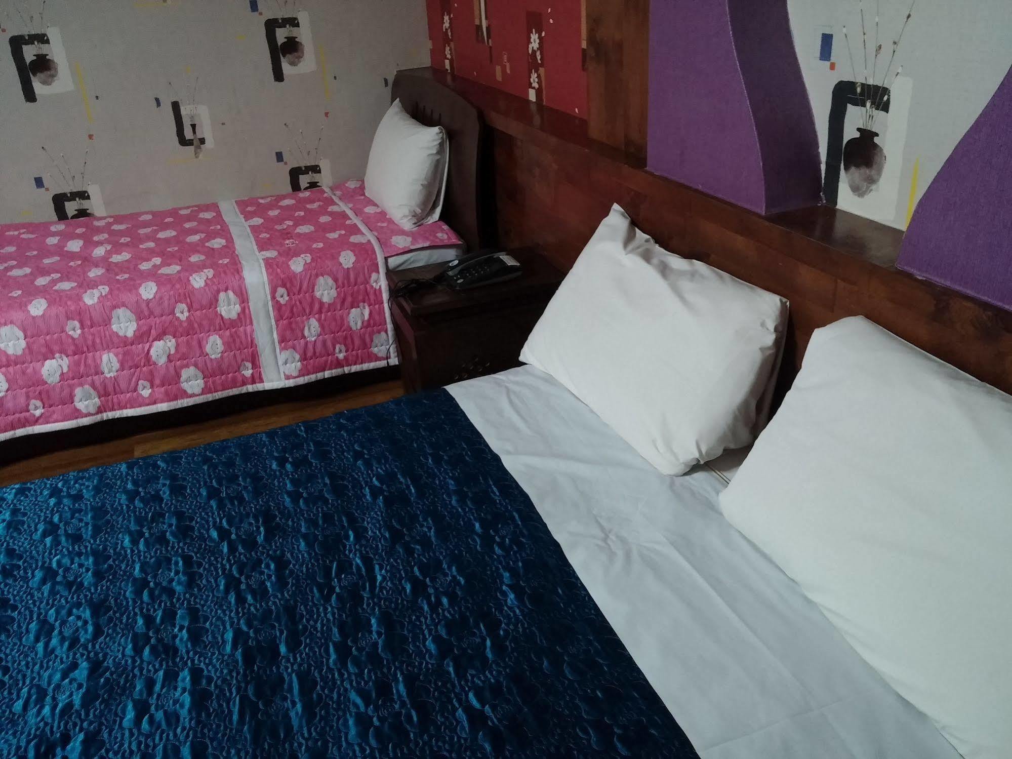 Cyber Motel Кунсан Экстерьер фото